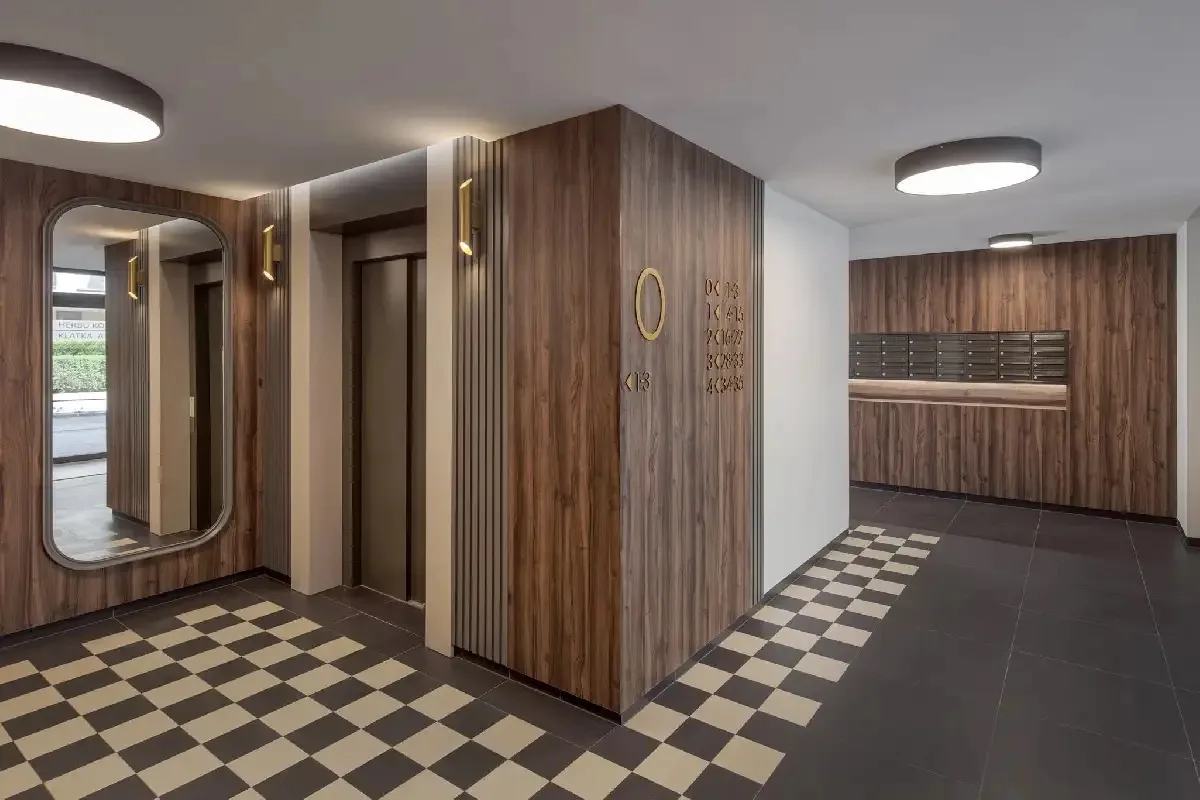 Royal Residence 6B — 7